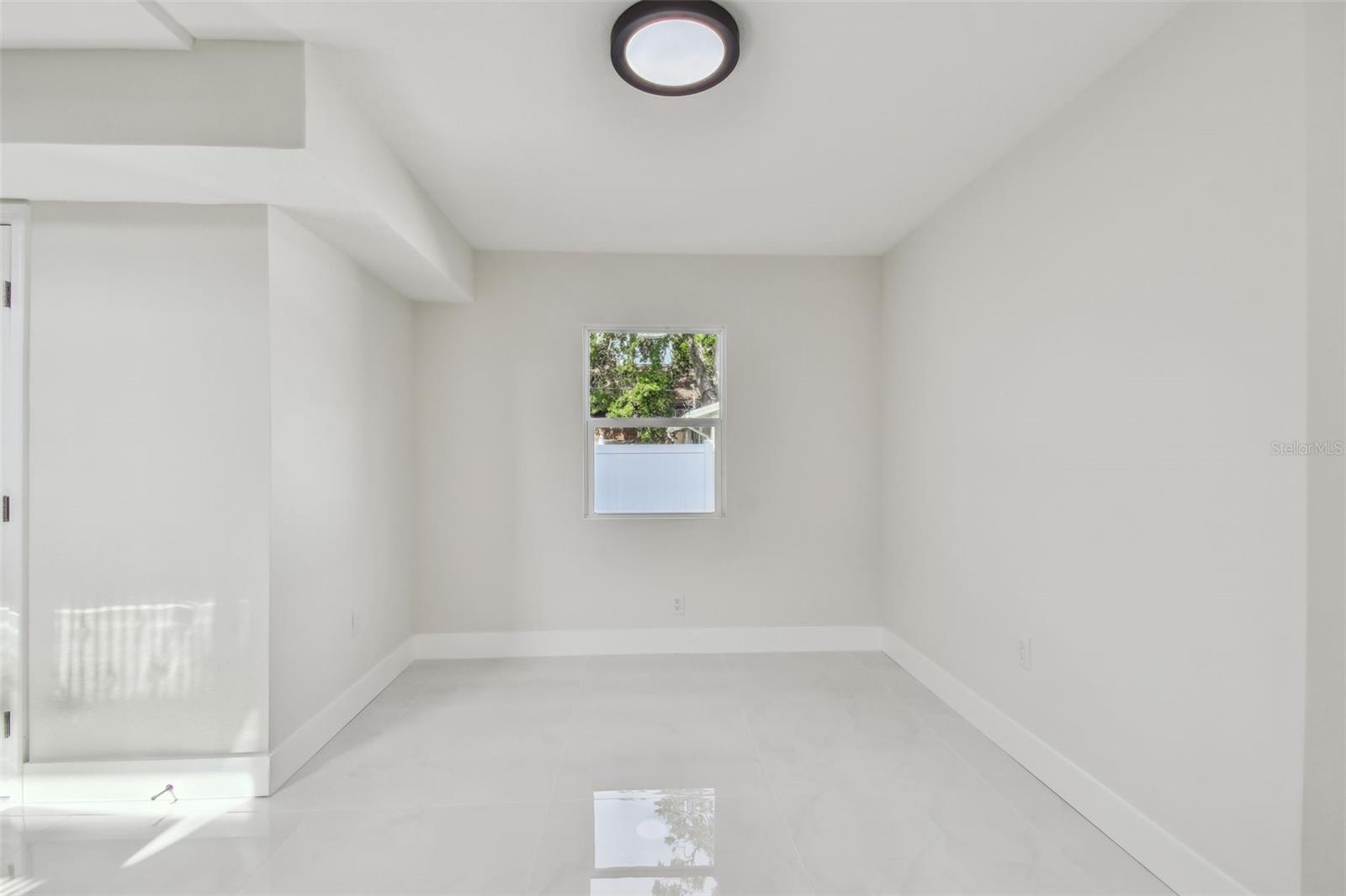 TB8367809 Property Photo