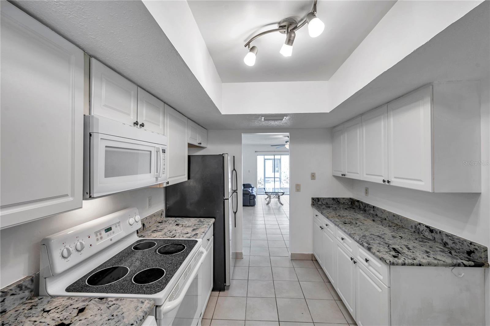 10800 US HIGHWAY 19 N #128, PINELLAS PARK, FL, 33782