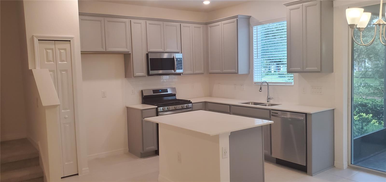 5810 SPOTTED HARRIER WAY, LITHIA, FL, 33547