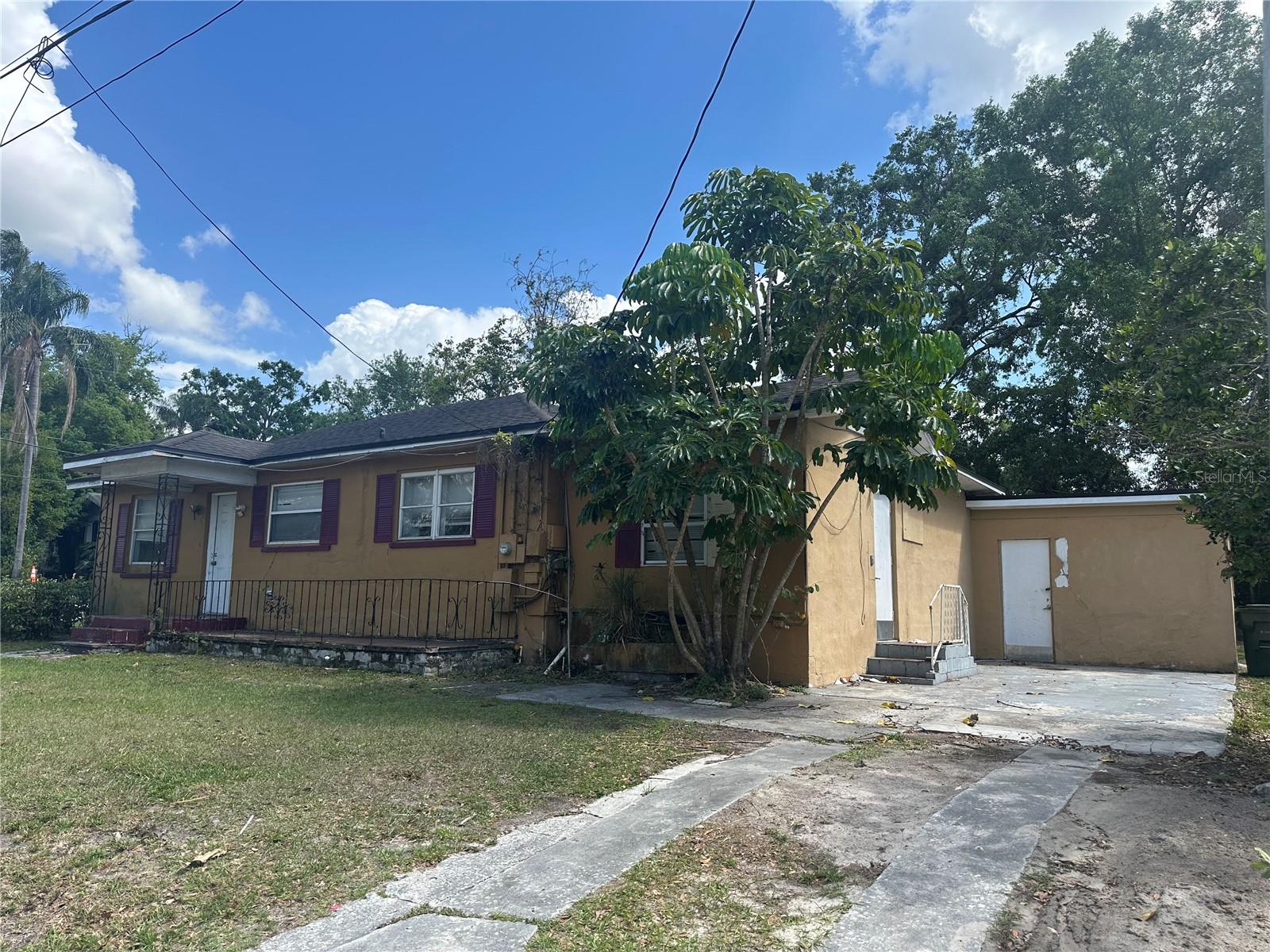 703 E HAMILTON AVE, TAMPA, FL, 33604