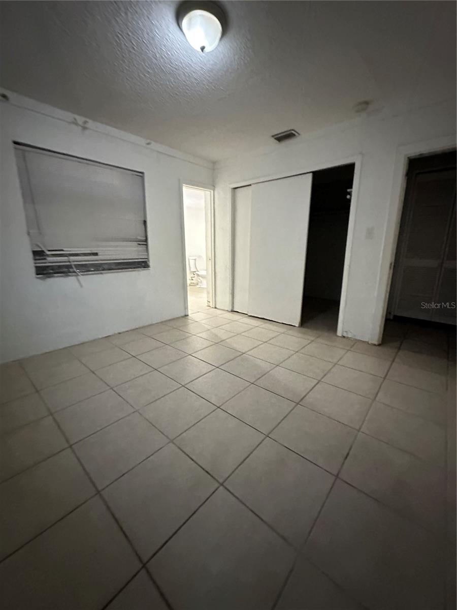 703 E HAMILTON AVE, TAMPA, FL, 33604