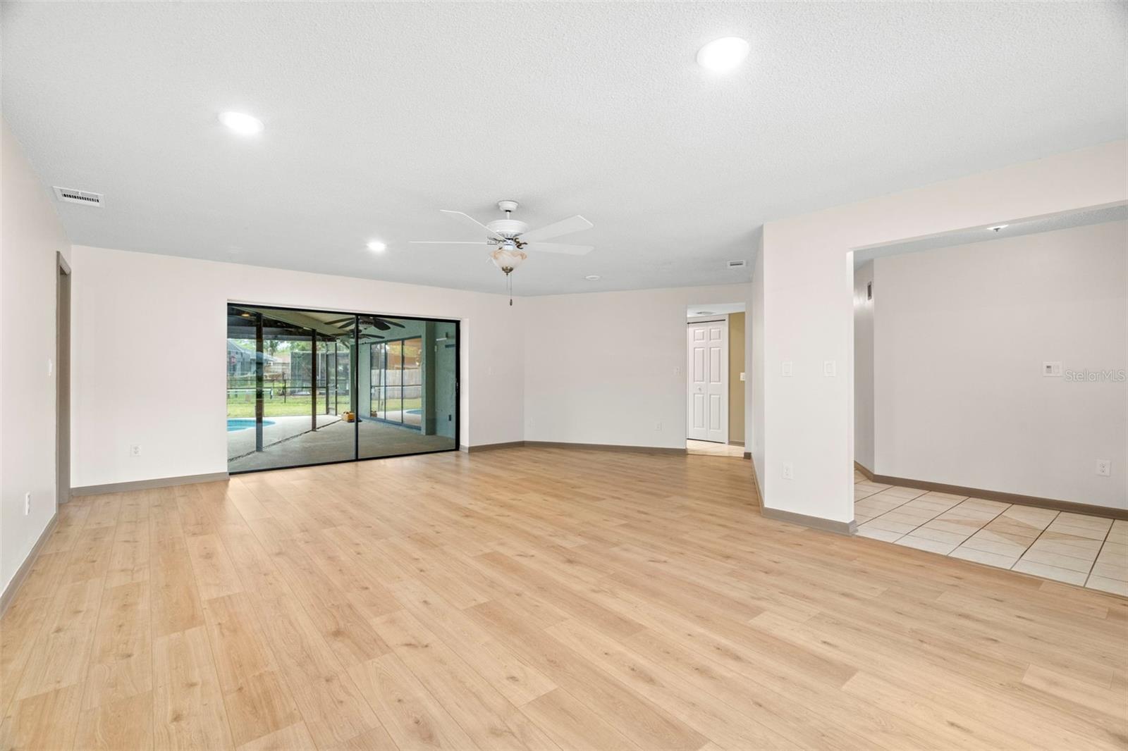 112 ROSEWOOD CT, PALM HARBOR, FL, 34685