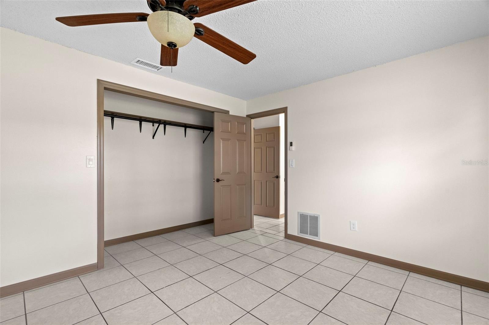 112 ROSEWOOD CT, PALM HARBOR, FL, 34685