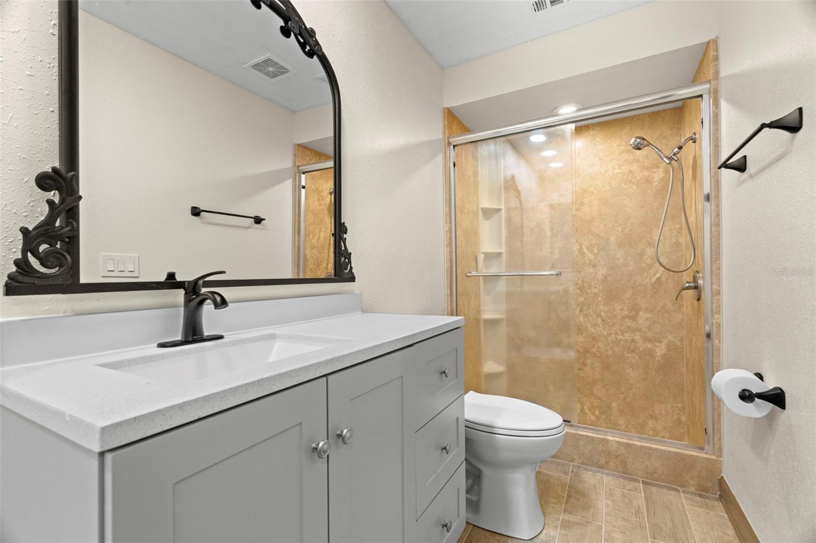 112 ROSEWOOD CT, PALM HARBOR, FL, 34685