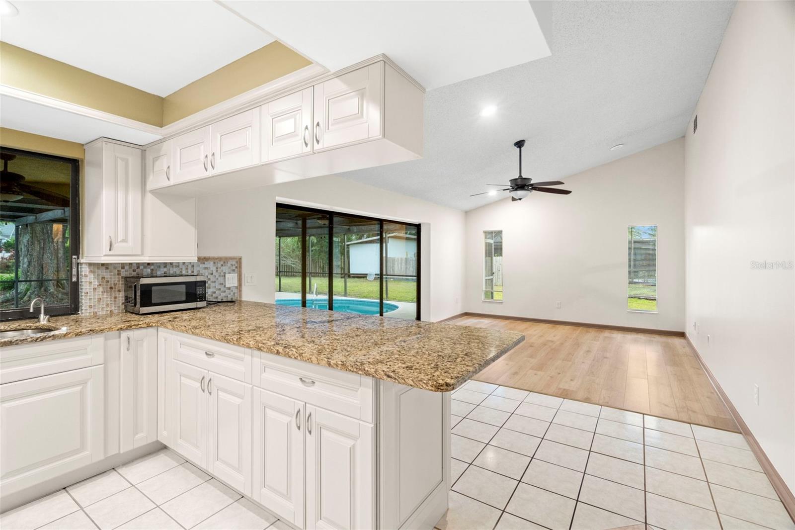 112 ROSEWOOD CT, PALM HARBOR, FL, 34685