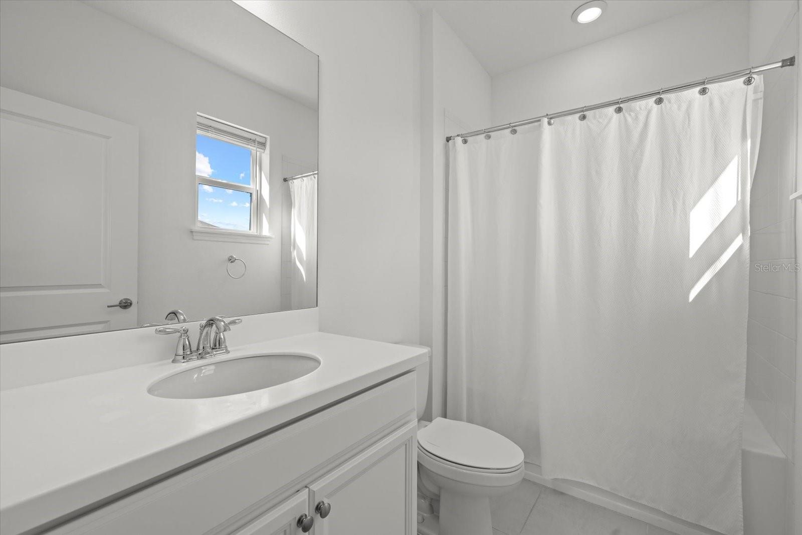 16226 PAYNES MILL DR, BRADENTON, FL, 34211