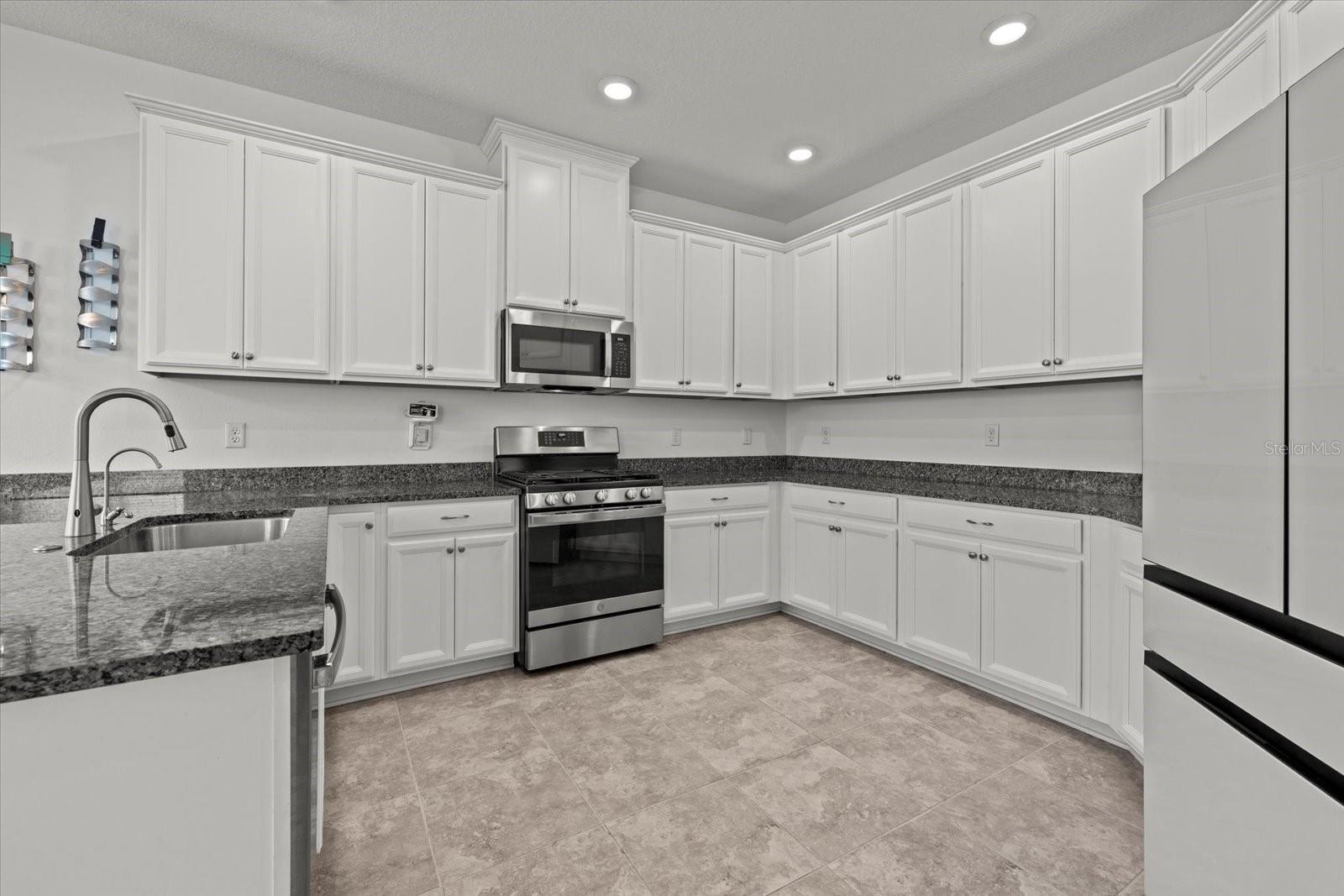 16226 PAYNES MILL DR, BRADENTON, FL, 34211