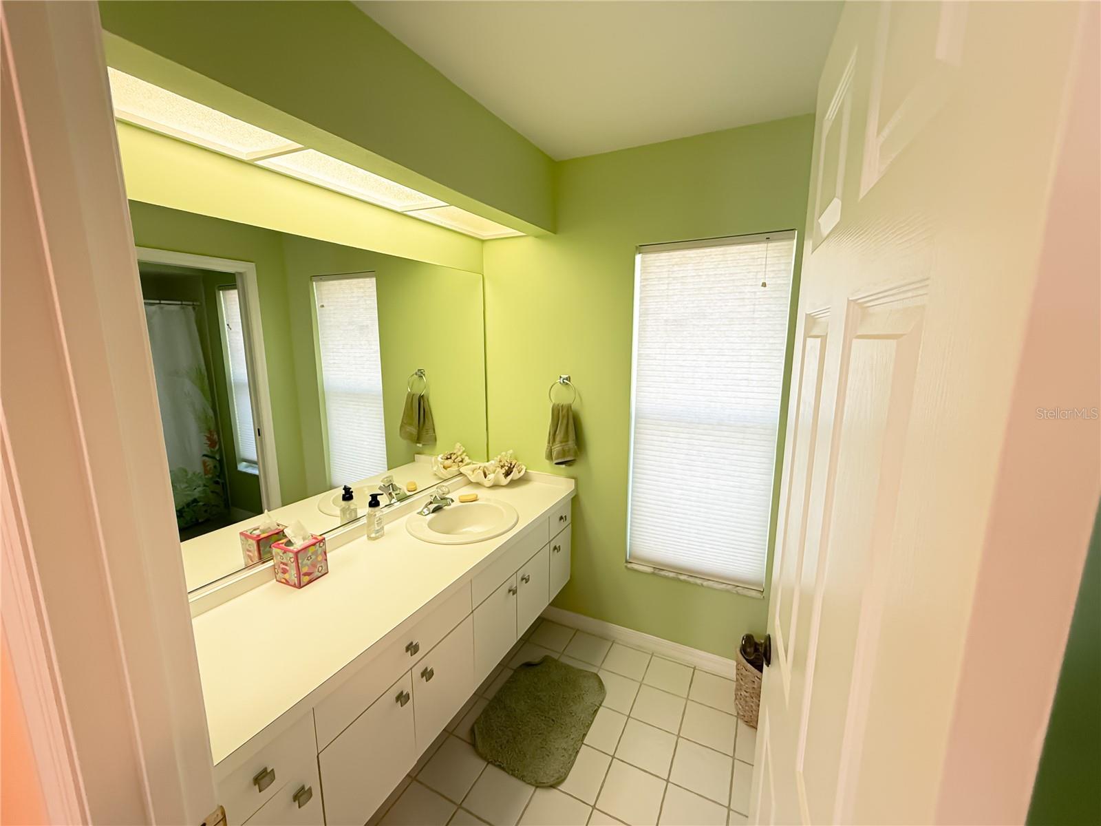 4228 PRESIDENTIAL AVENUE CIR E, BRADENTON, FL, 34203