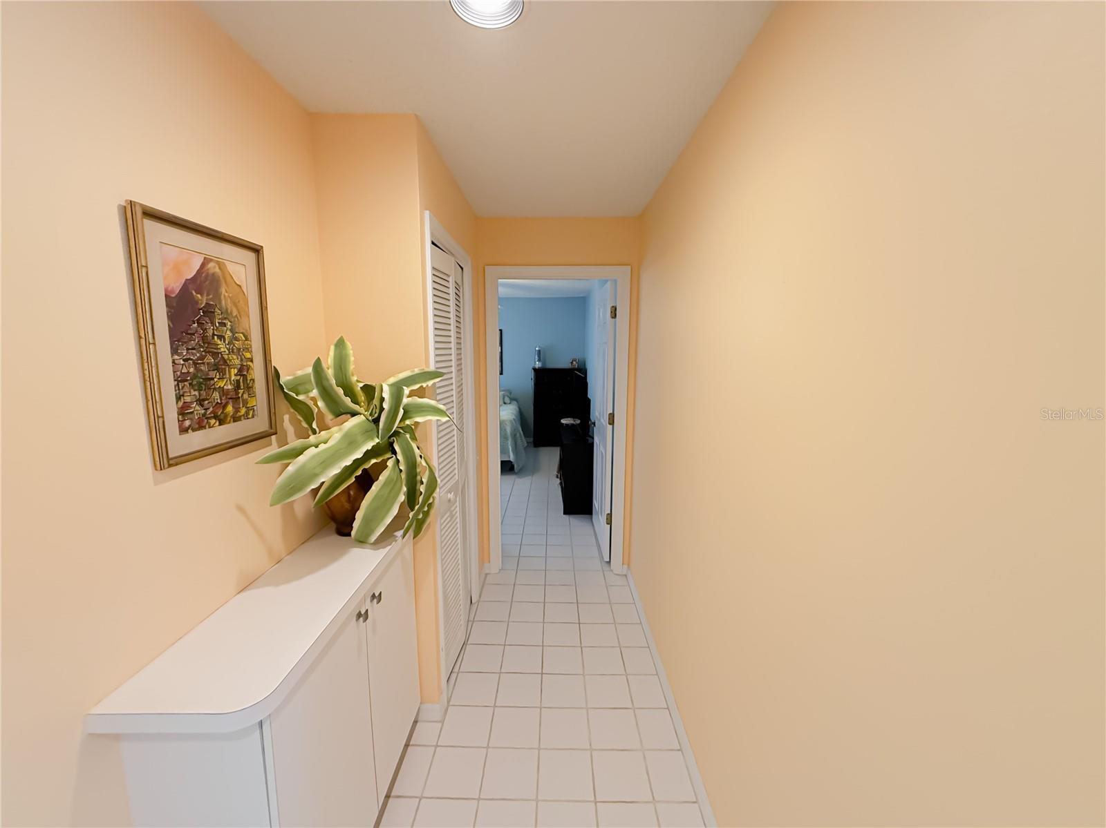 4228 PRESIDENTIAL AVENUE CIR E, BRADENTON, FL, 34203