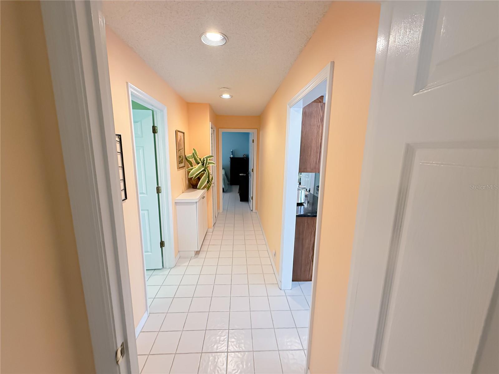 4228 PRESIDENTIAL AVENUE CIR E, BRADENTON, FL, 34203