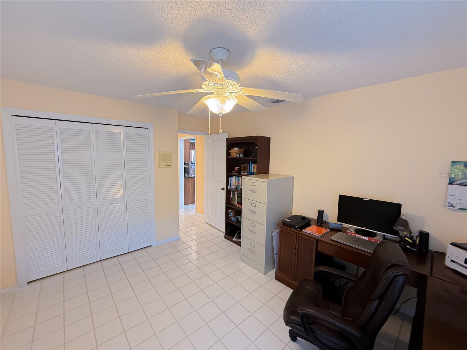 4228 PRESIDENTIAL AVENUE CIR E, BRADENTON, FL, 34203