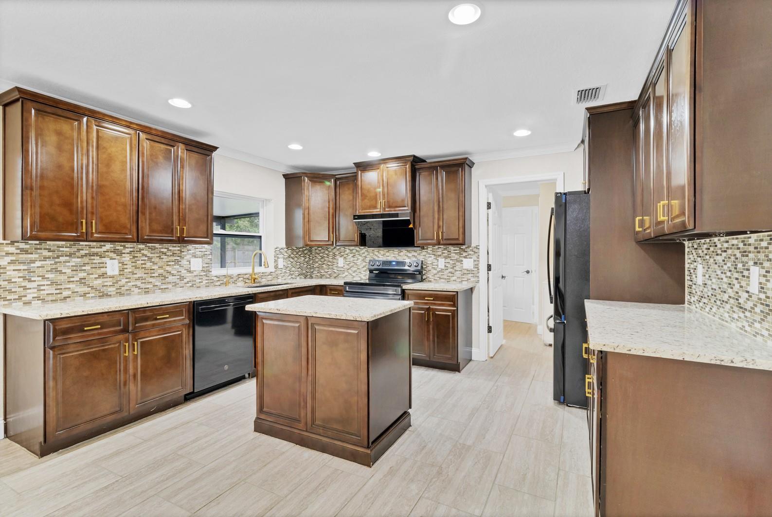 801 FOX VALLEY DR, LONGWOOD, FL, 32779