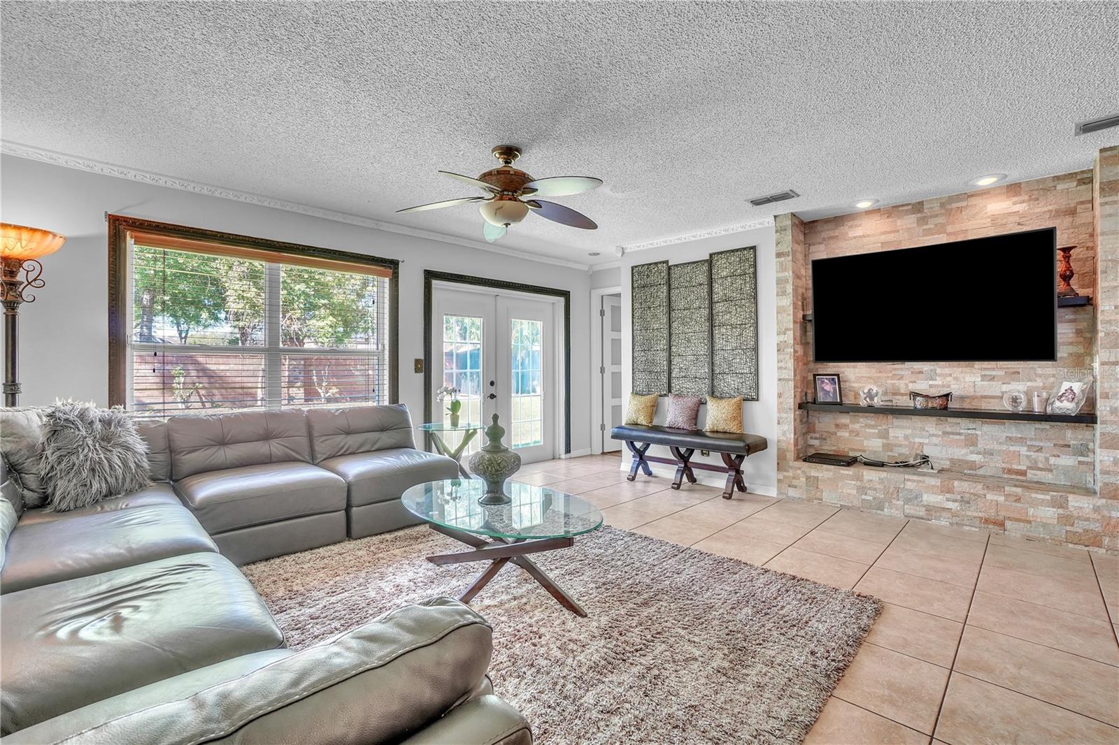 300 AUGUSTINE CT, OVIEDO, FL, 32765