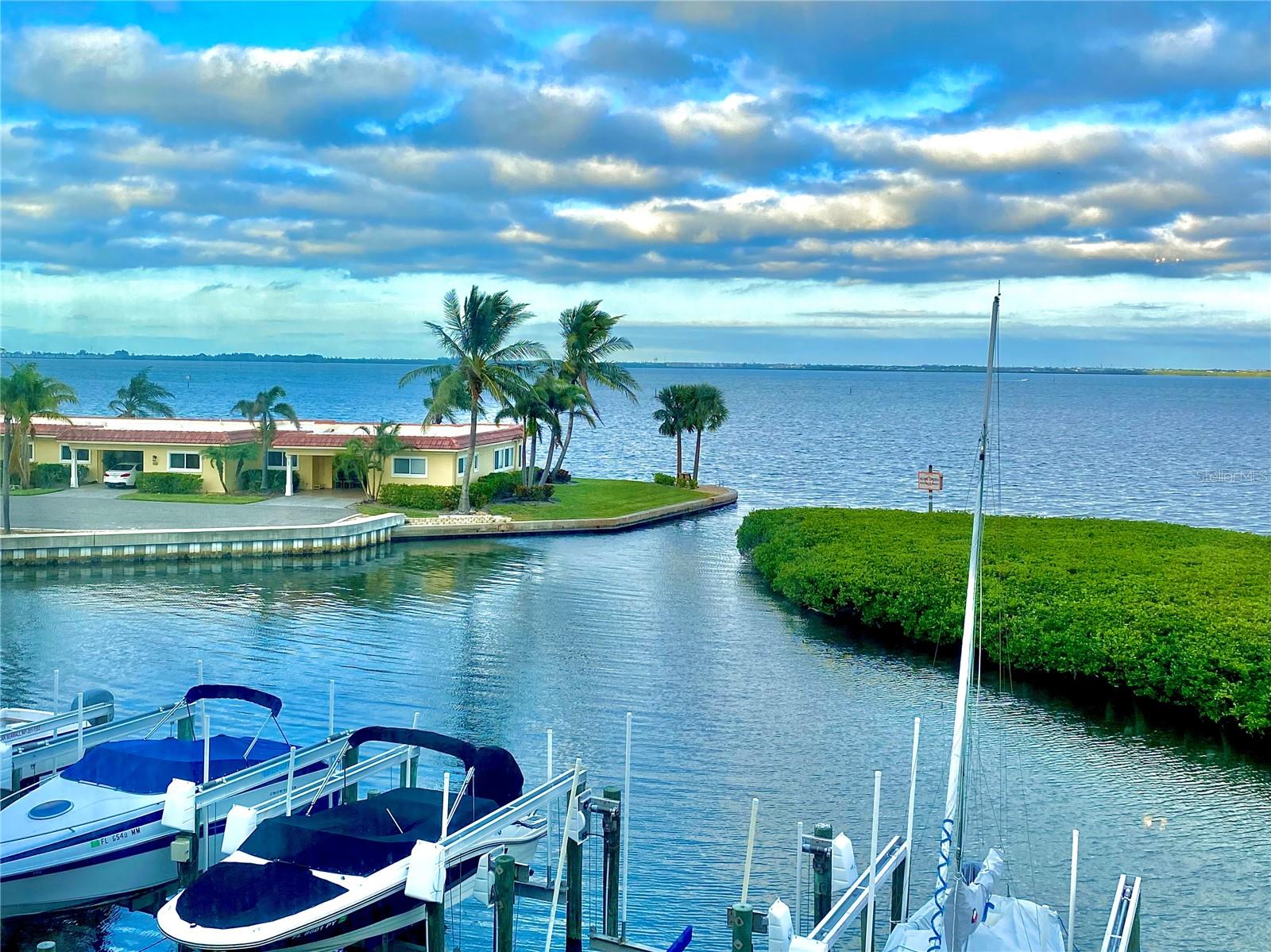 4760 GULF OF MEXICO DR. VILLA 7, LONGBOAT KEY, FL, 34228