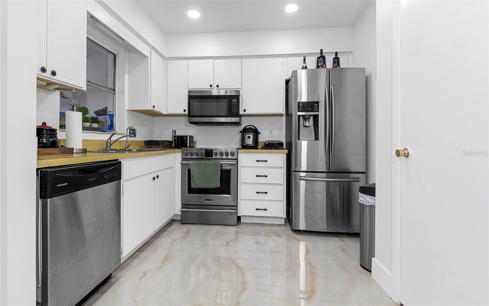 6414 LARMON ST, TAMPA, FL, 33634