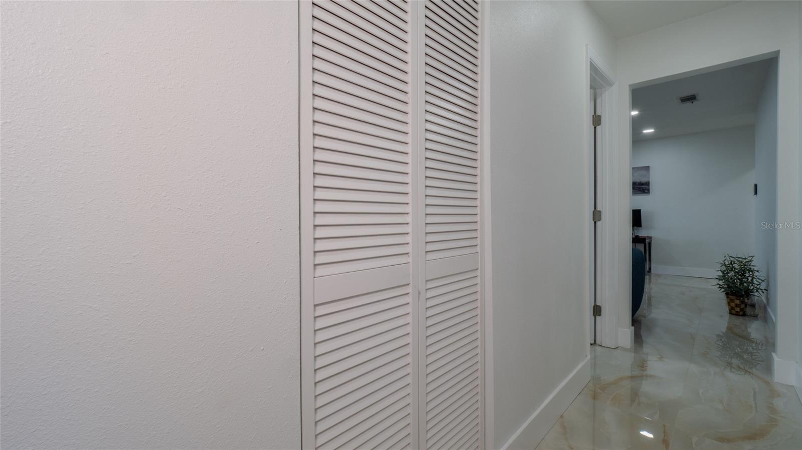 6414 LARMON ST, TAMPA, FL, 33634