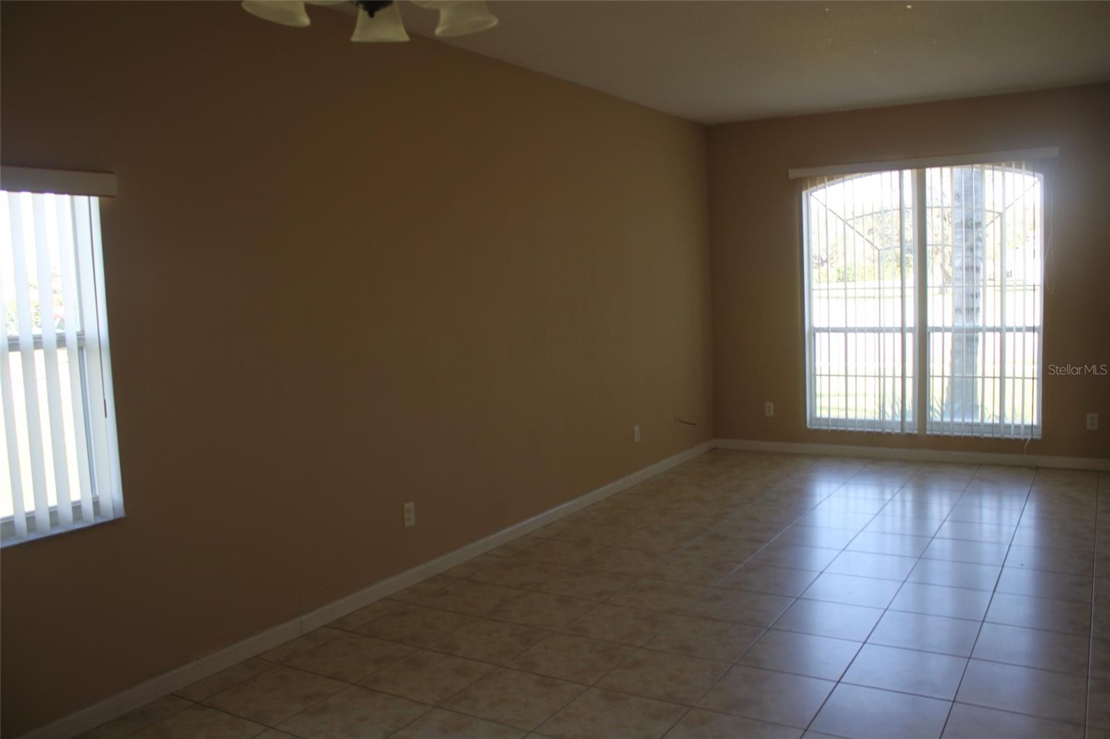 2506 VOLTA CIR, KISSIMMEE, FL, 34746
