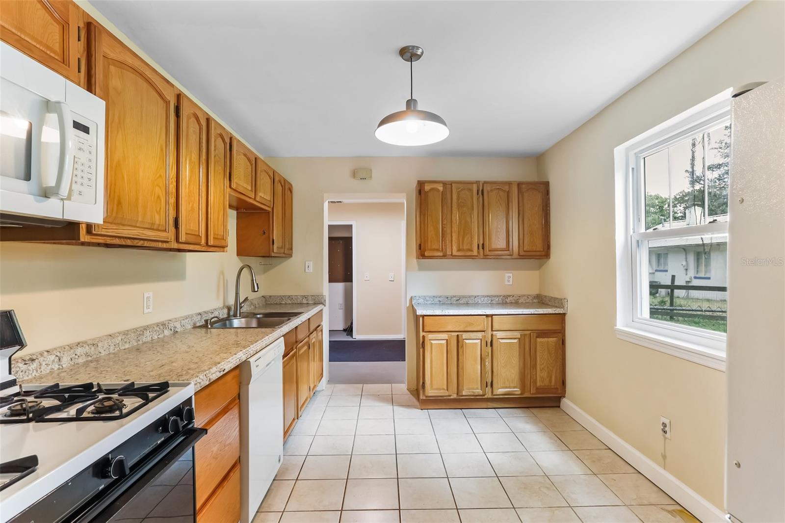 1106 NE 10TH AVE, GAINESVILLE, FL, 32601