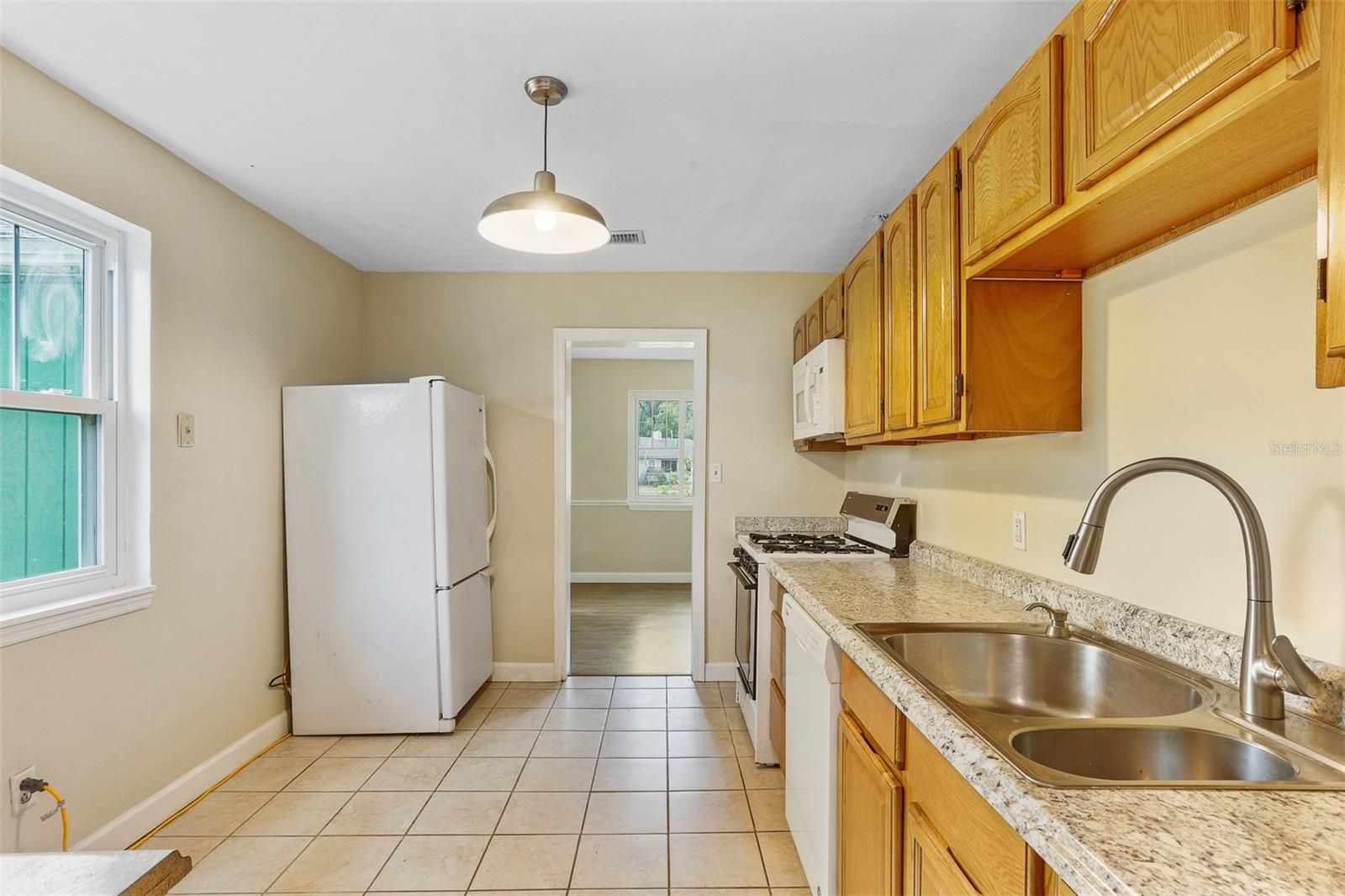 1106 NE 10TH AVE, GAINESVILLE, FL, 32601