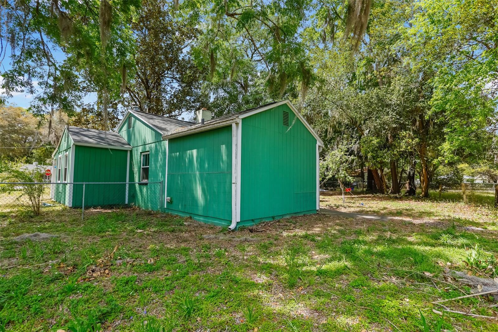 1106 NE 10TH AVE, GAINESVILLE, FL, 32601