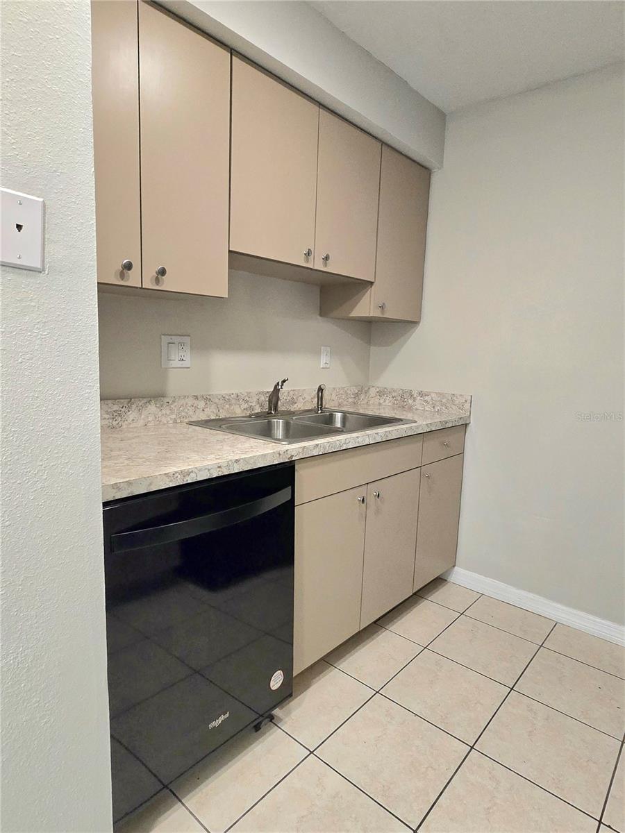 14663 NORWOOD OAKS DR #103, TAMPA, FL, 33613