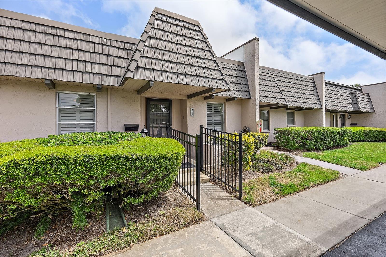 1002 CORDOVA GRN, SEMINOLE, FL, 33777