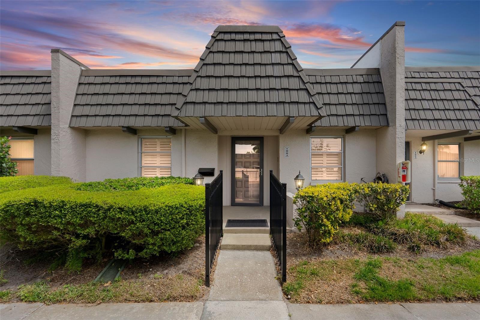 1002 CORDOVA GRN, SEMINOLE, FL, 33777