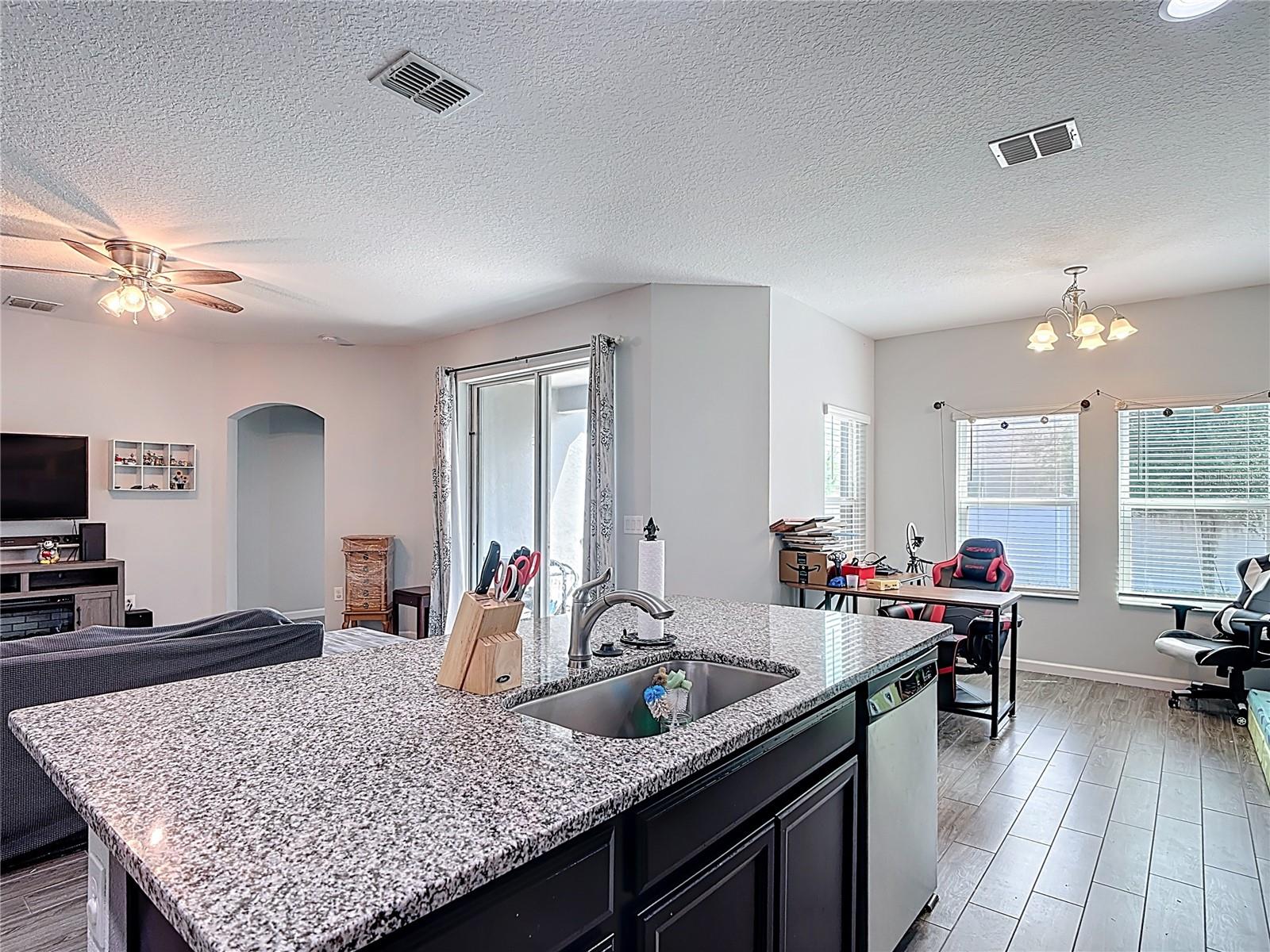 476 MEADOW POINTE DR, HAINES CITY, FL, 33844