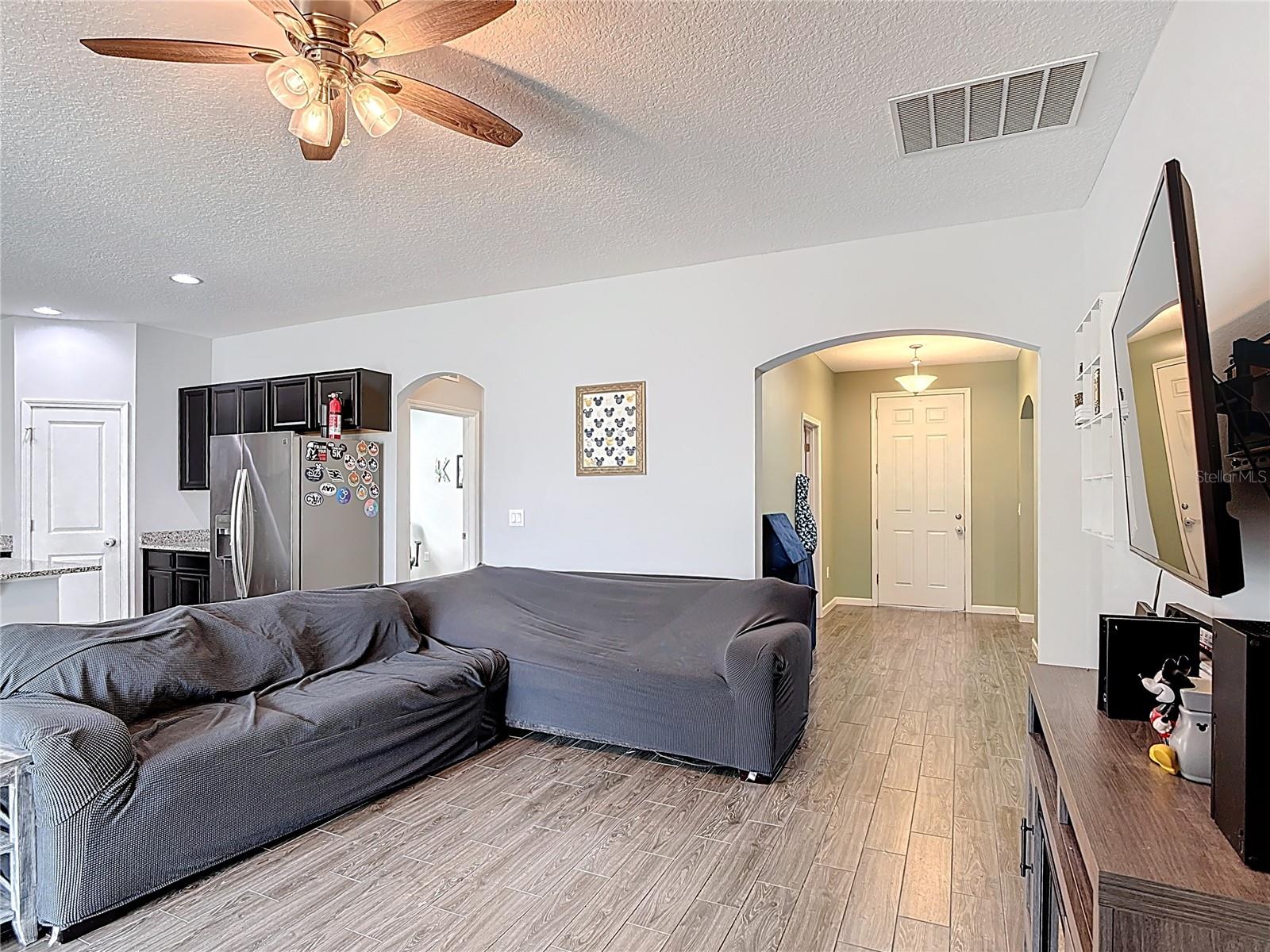 476 MEADOW POINTE DR, HAINES CITY, FL, 33844