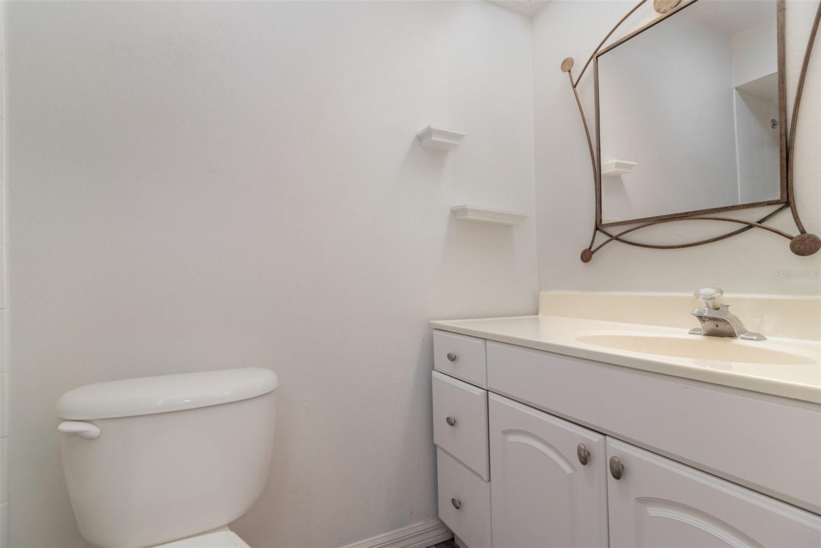 63 ORANGE BLOSSOM DR S, EUSTIS, FL, 32726