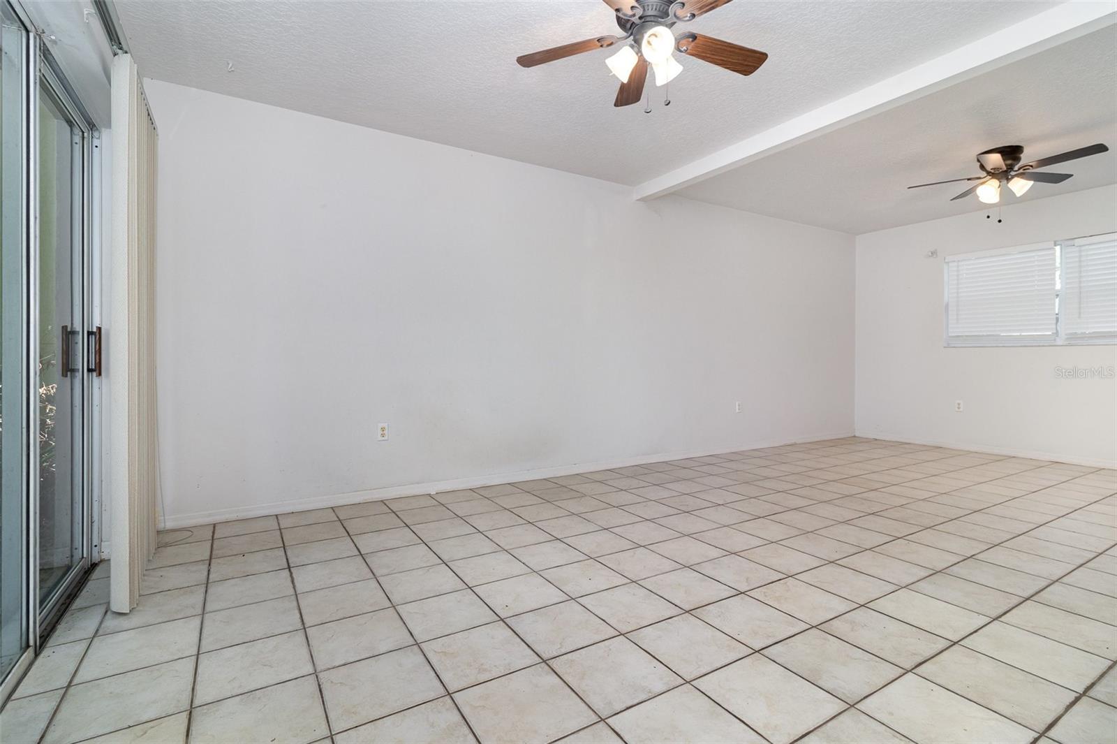 63 ORANGE BLOSSOM DR S, EUSTIS, FL, 32726