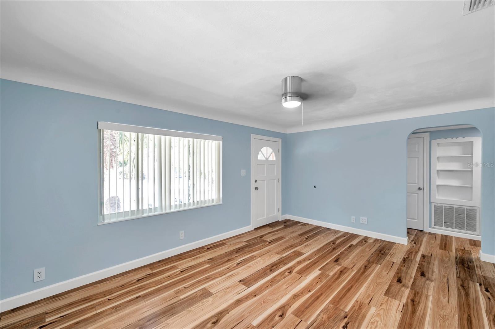 1225 26TH ST N, ST PETERSBURG, FL, 33713