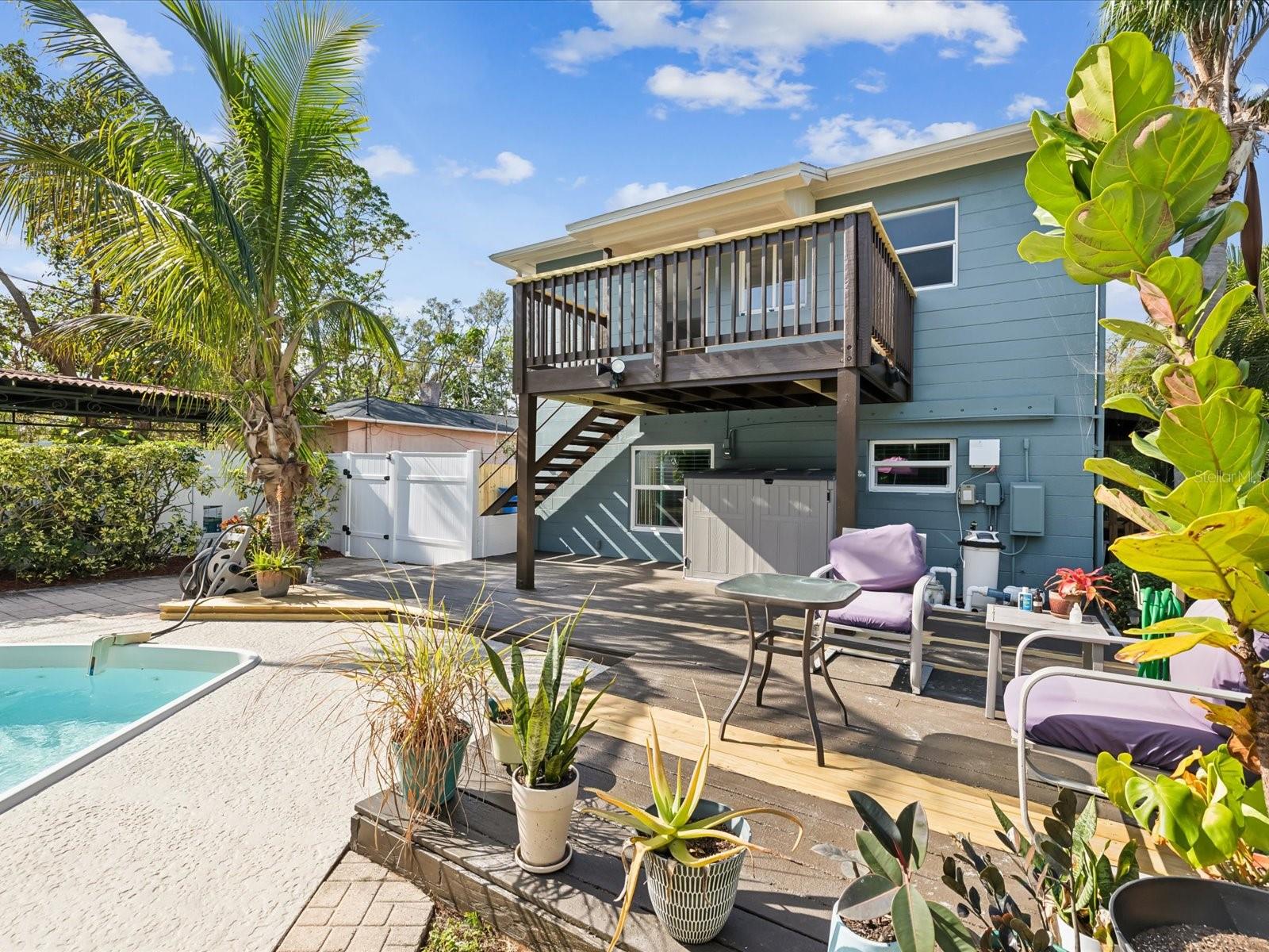 1225 26TH ST N, ST PETERSBURG, FL, 33713