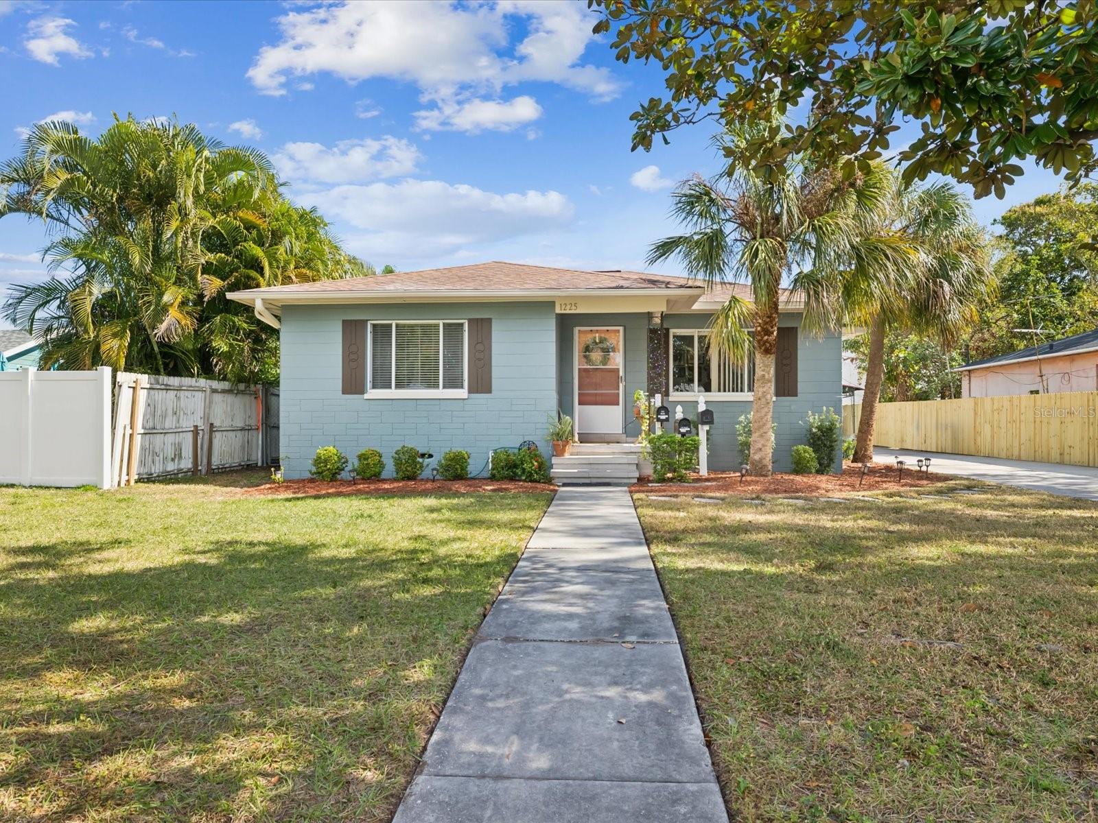 1225 26TH ST N, ST PETERSBURG, FL, 33713