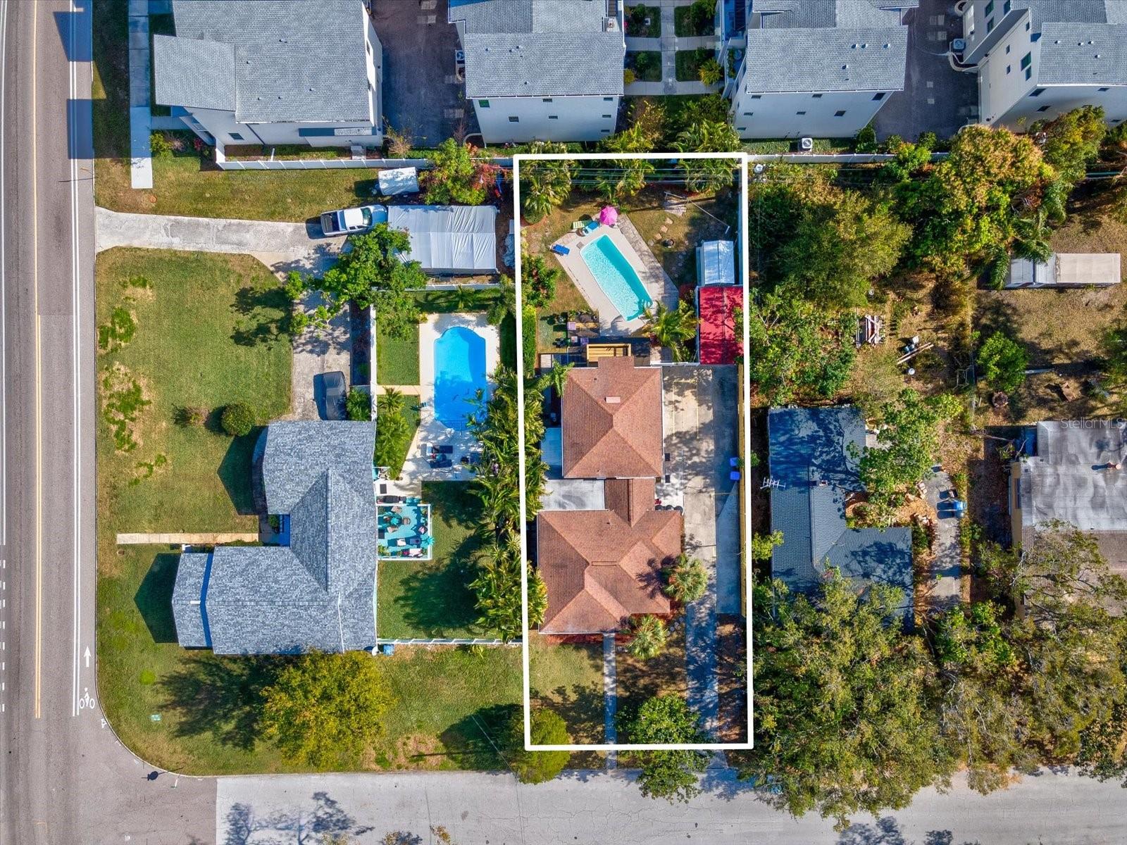 1225 26TH ST N, ST PETERSBURG, FL, 33713