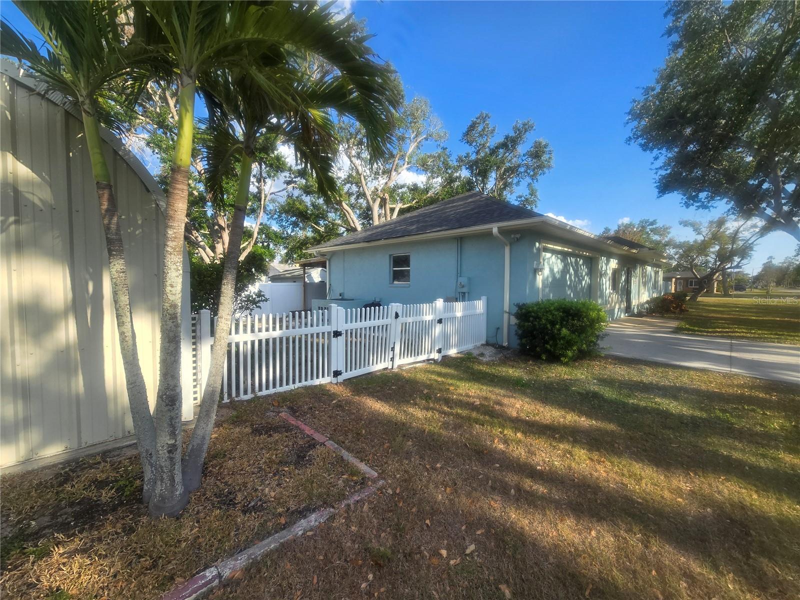 901 GROVELAND AVE, VENICE, FL, 34285