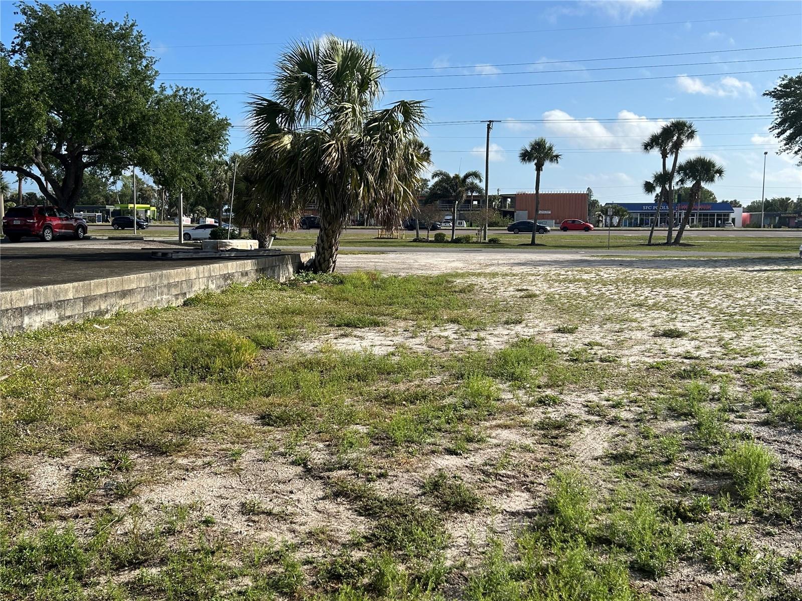 3601 TAMIAMI TRL, PORT CHARLOTTE, FL, 33952