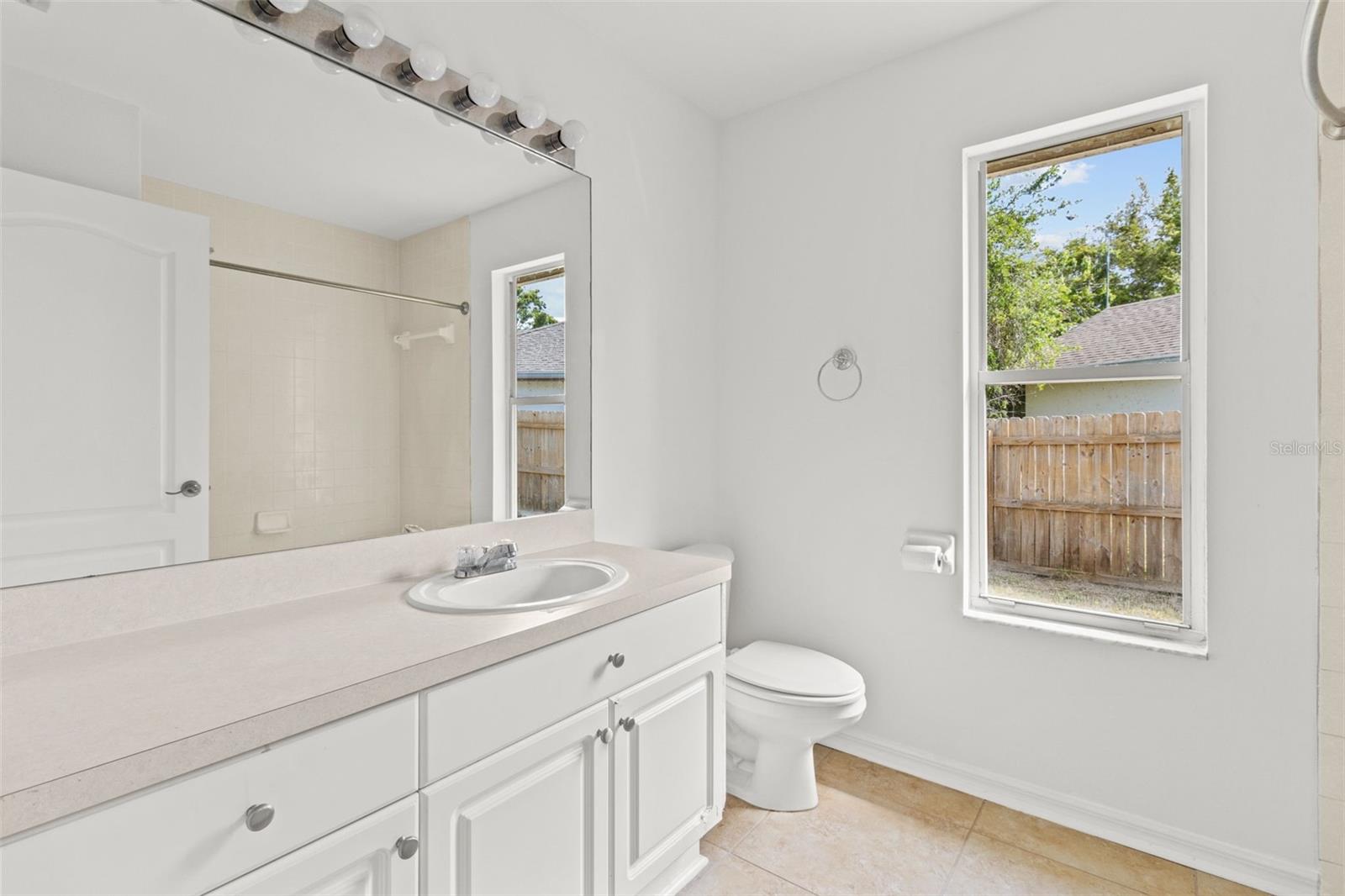 426 VILLAGE DR, TARPON SPRINGS, FL, 34689