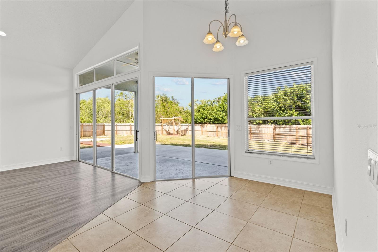 426 VILLAGE DR, TARPON SPRINGS, FL, 34689