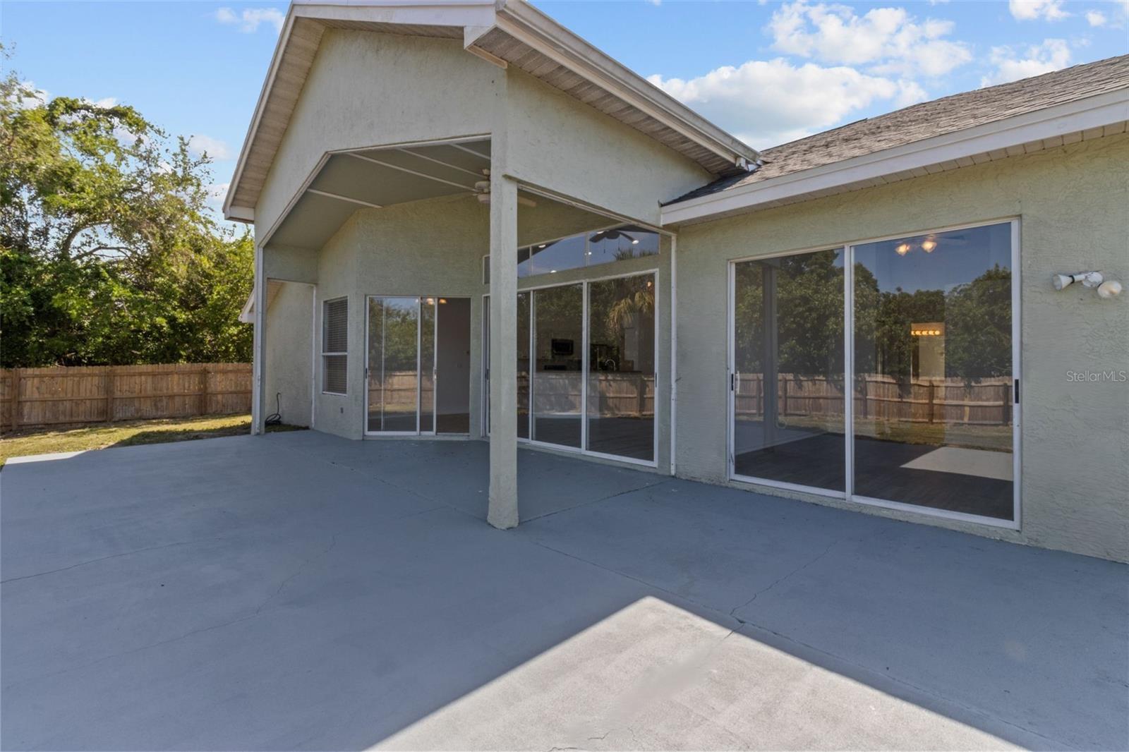 426 VILLAGE DR, TARPON SPRINGS, FL, 34689