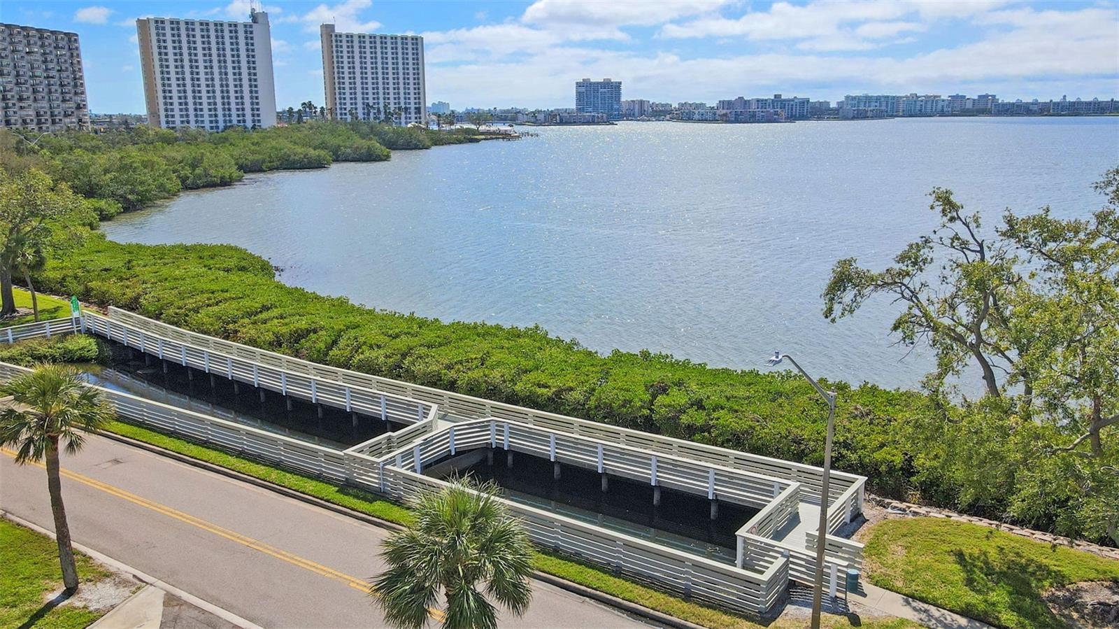 7075 SUNSET DR S, SOUTH PASADENA, FL, 33707