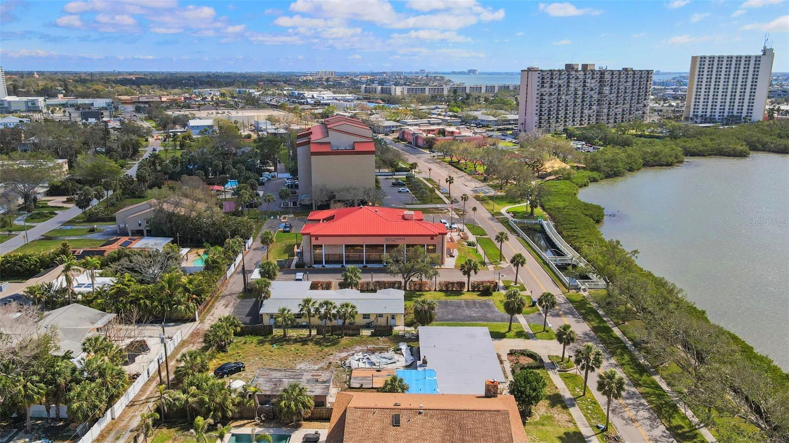 7075 SUNSET DR S, SOUTH PASADENA, FL, 33707