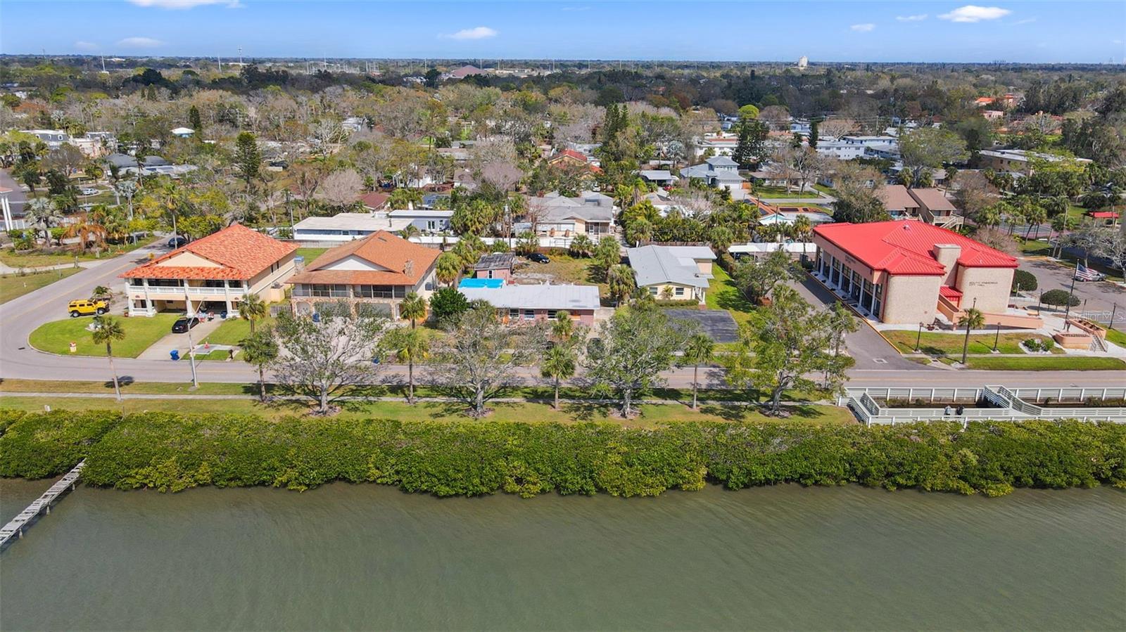 7075 SUNSET DR S, SOUTH PASADENA, FL, 33707