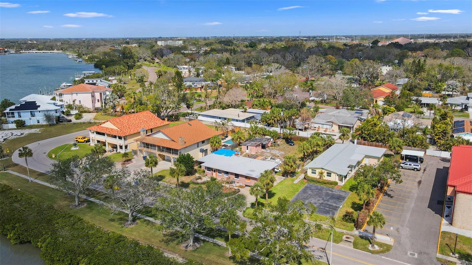 7075 SUNSET DR S, SOUTH PASADENA, FL, 33707