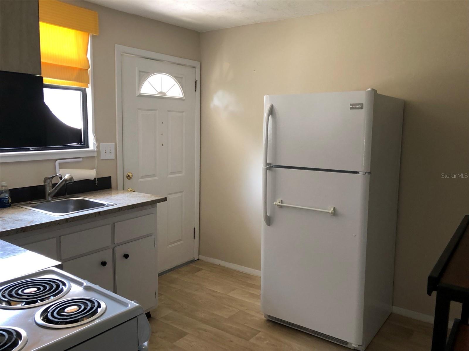 6106 MONTANA AVE, NEW PORT RICHEY, FL, 34653