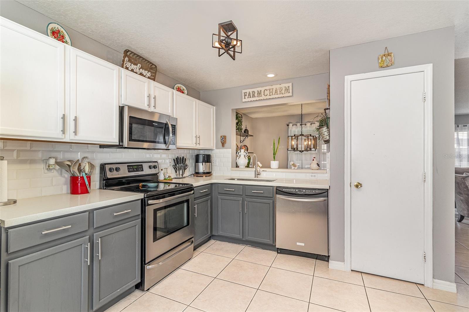 2116 CYPRESS BAY BLVD, KISSIMMEE, FL, 34743