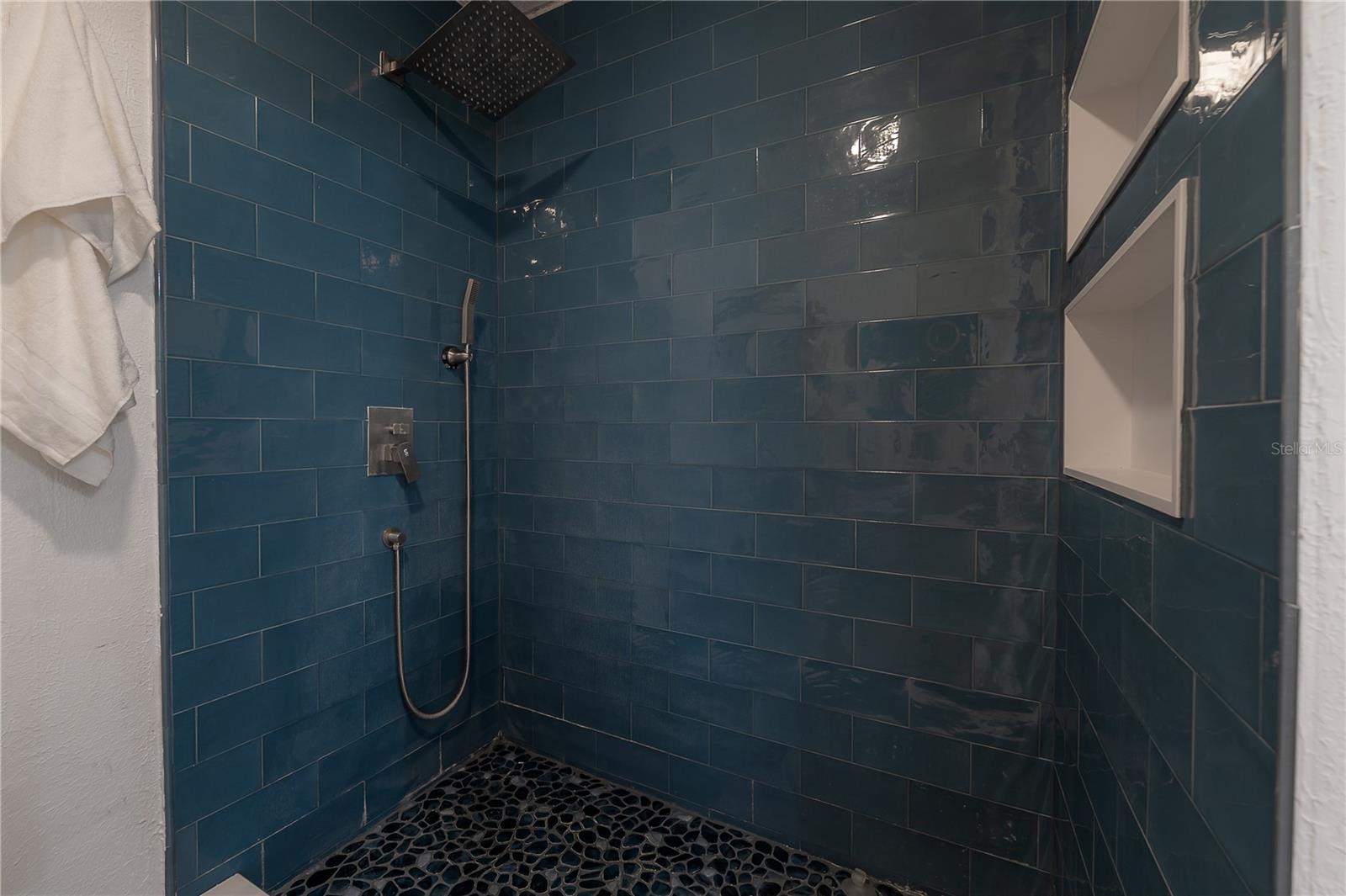 7006 N DUNCAN AVE, TAMPA, FL, 33604