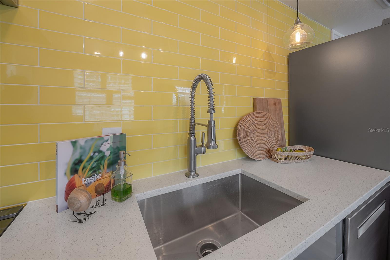 7006 N DUNCAN AVE, TAMPA, FL, 33604