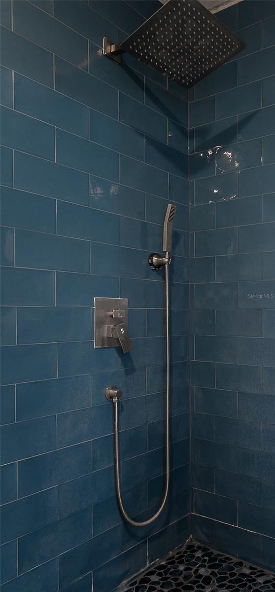 7006 N DUNCAN AVE, TAMPA, FL, 33604