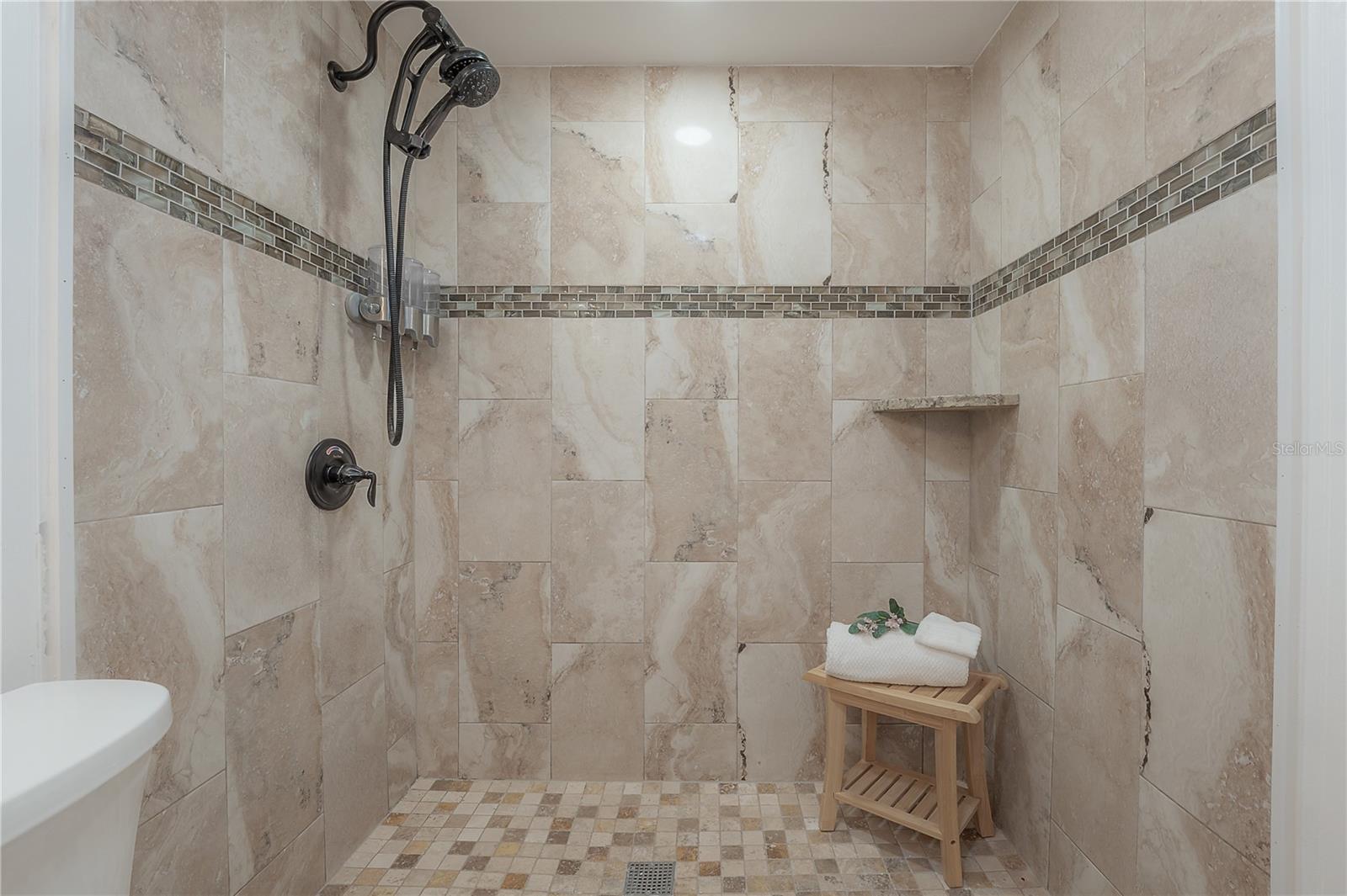 7006 N DUNCAN AVE, TAMPA, FL, 33604